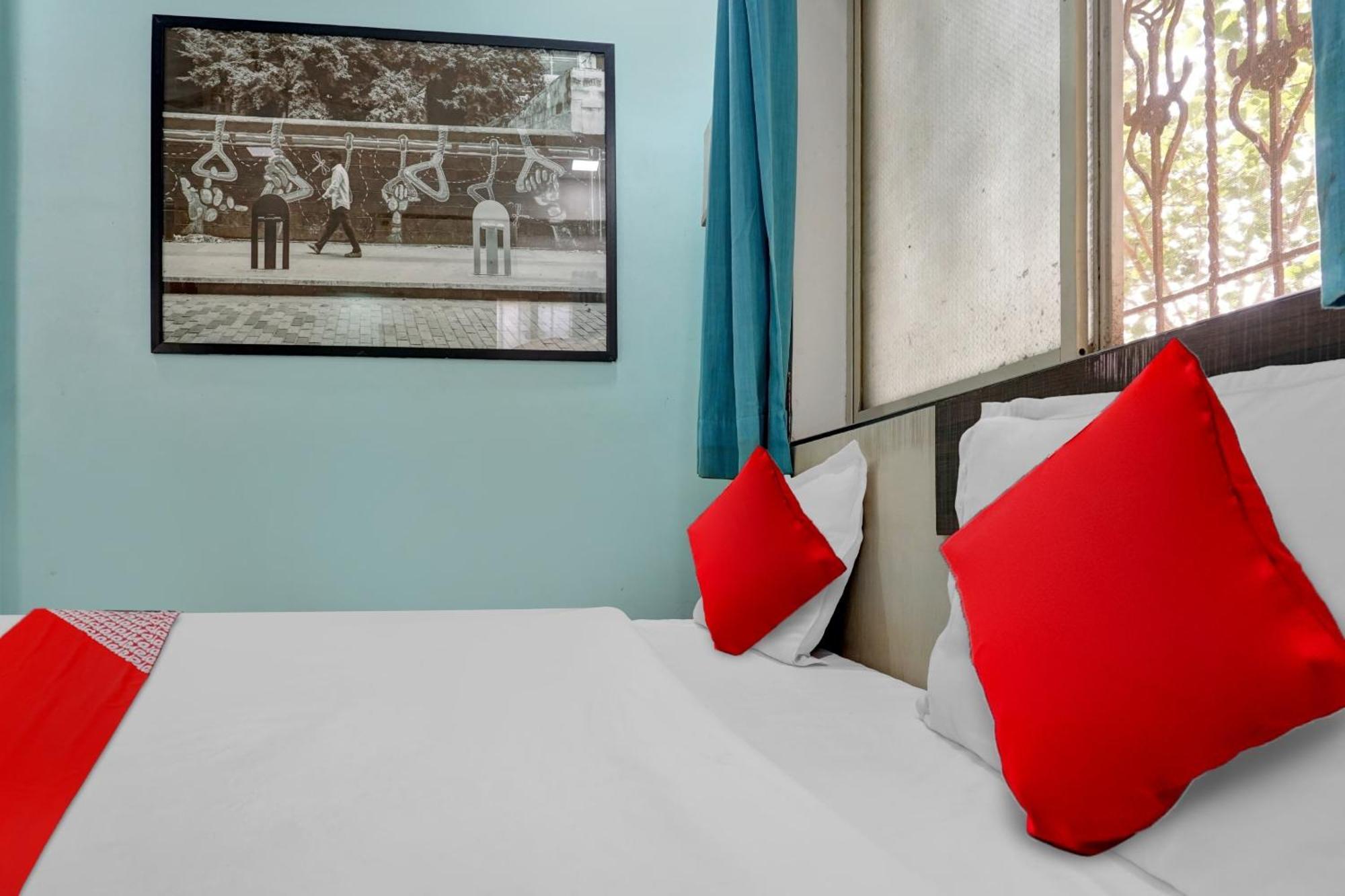 Hotel O Pimprii Stays Exteriör bild