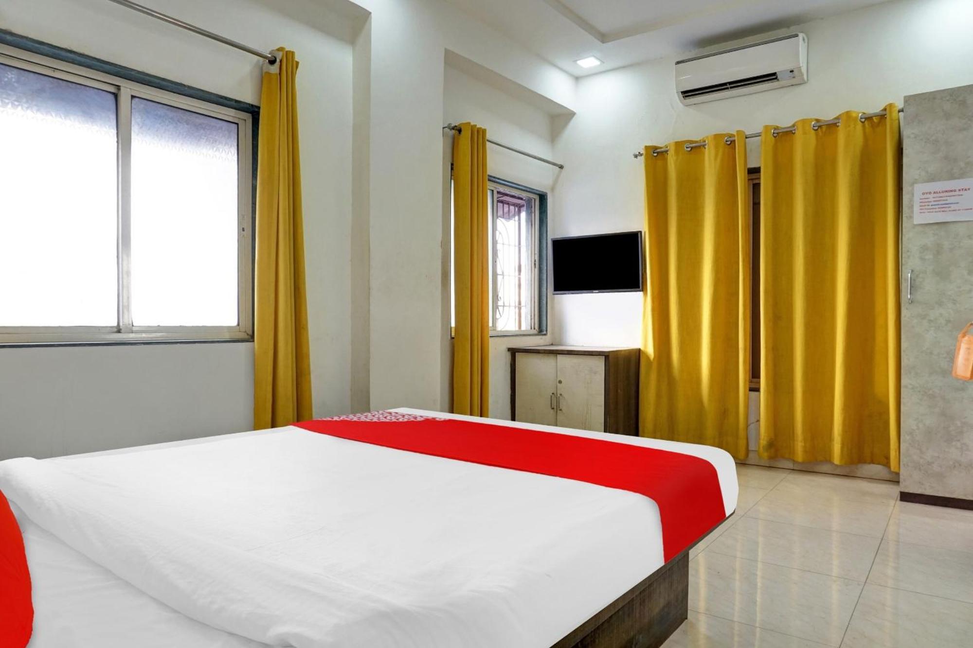 Hotel O Pimprii Stays Exteriör bild